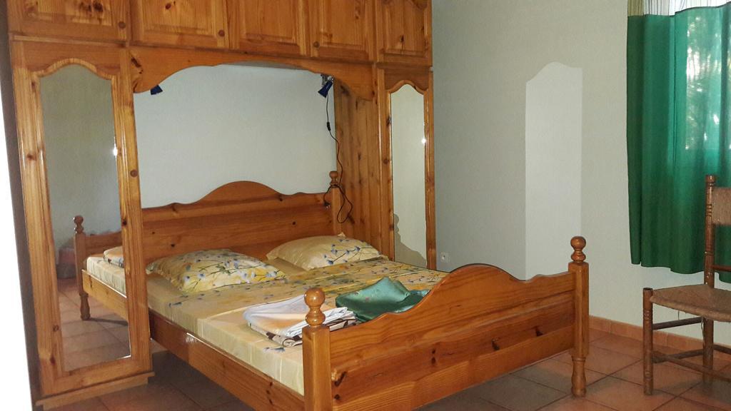 La Cariole Villa Saint Pierre Bagian luar foto